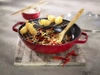 Wok żeliwny Staub czerwony 30 cm